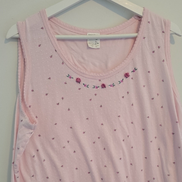 Vintage Other - Vintage Pink Sleeveless Top with Floral Embroidery Night Gown